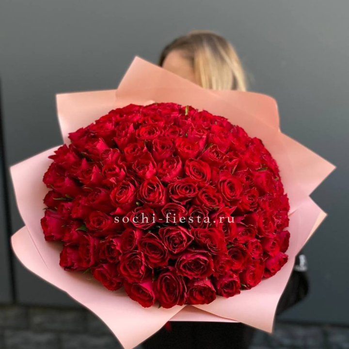 101 роза мадам ред в Якутске