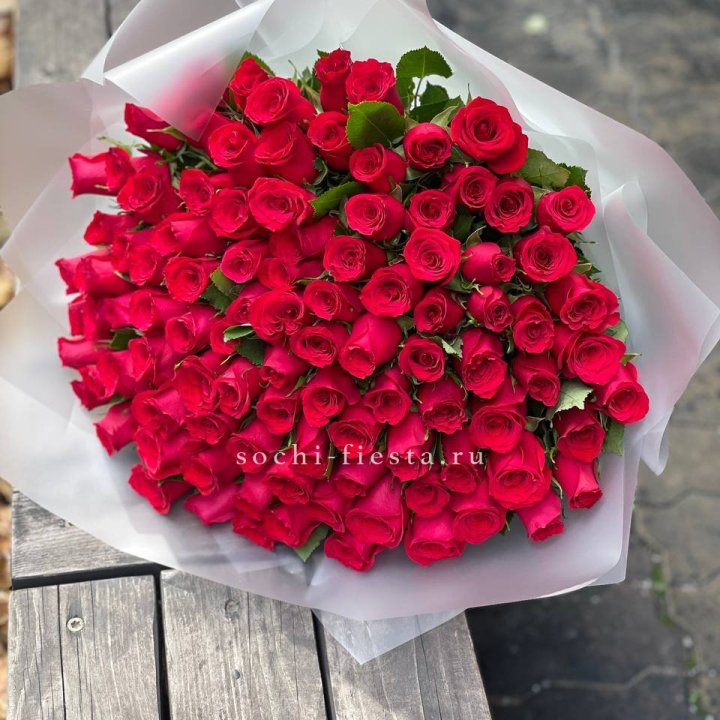 101 красная роза Лолита в Якутске