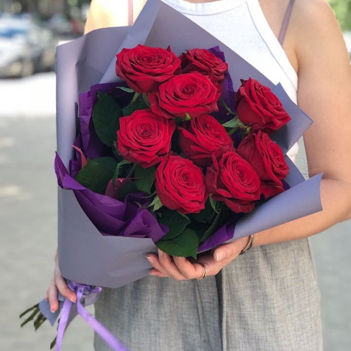 9  красных роз №1 в Якутске