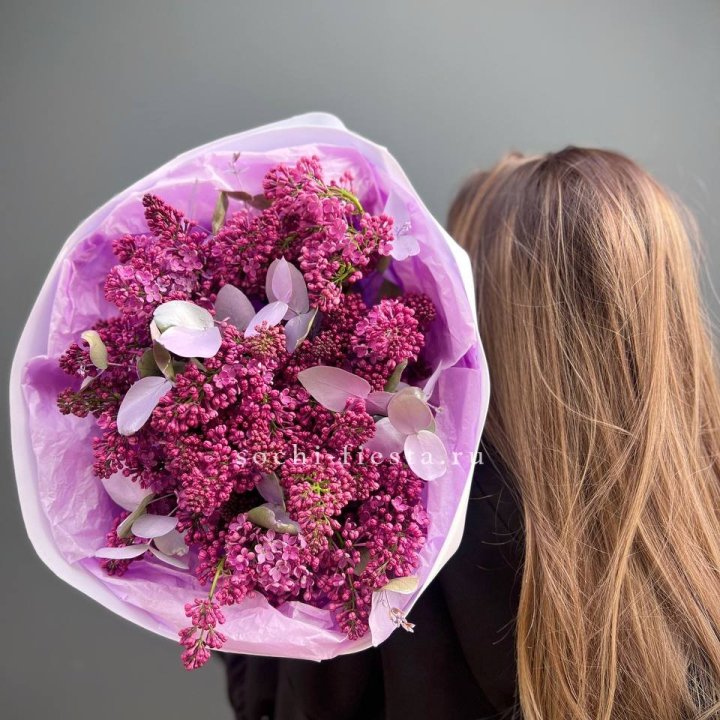 Букет сирени  в Якутске