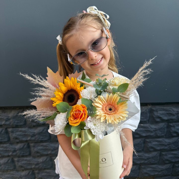 Коробка "1 сентября " в Якутске