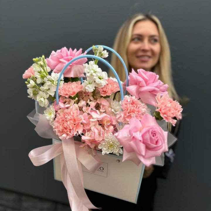 Сумочка "Бал цветов" в Якутске