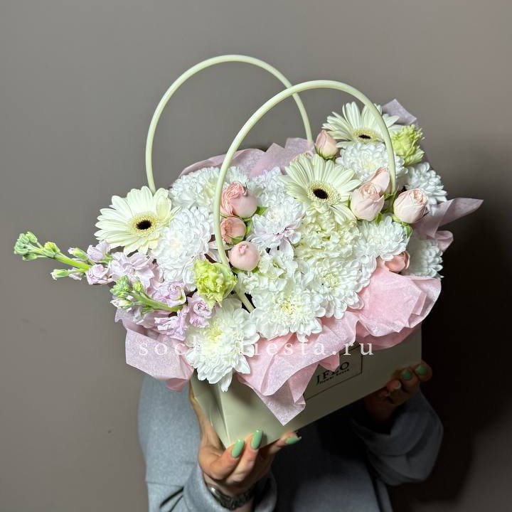 Сумочка "Белый рассвет" в Якутске