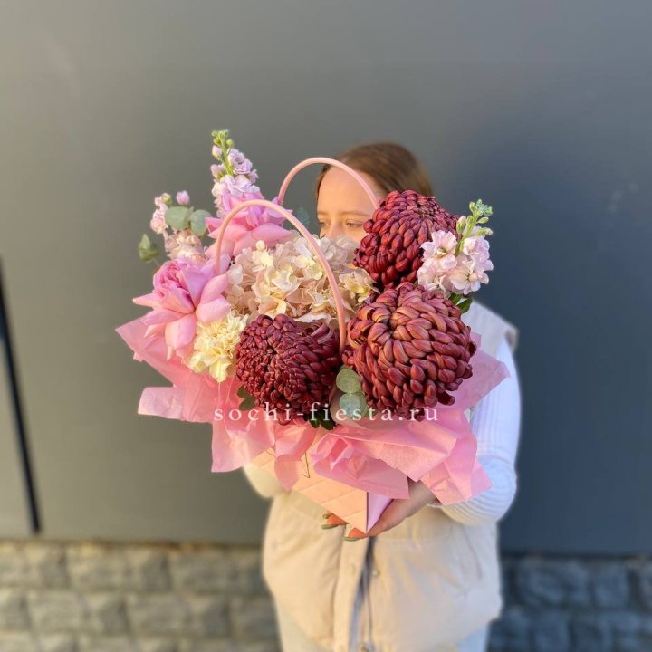 Сумочка нежная с бигуди в Якутске