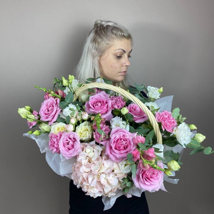 Цветочная корзина № 5 в Якутске
