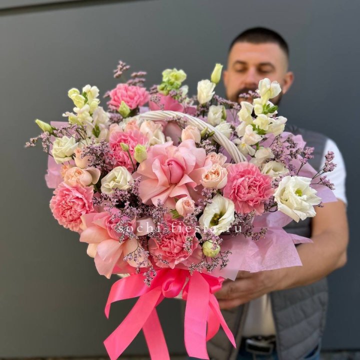 Цветочная корзина №1 в Якутске
