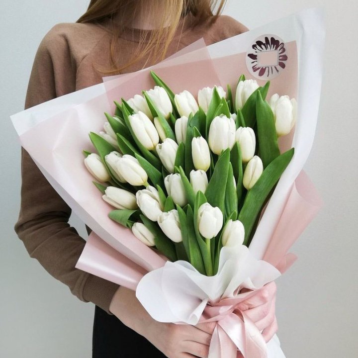 Букет белых тюльпанов "Моника" в Якутске