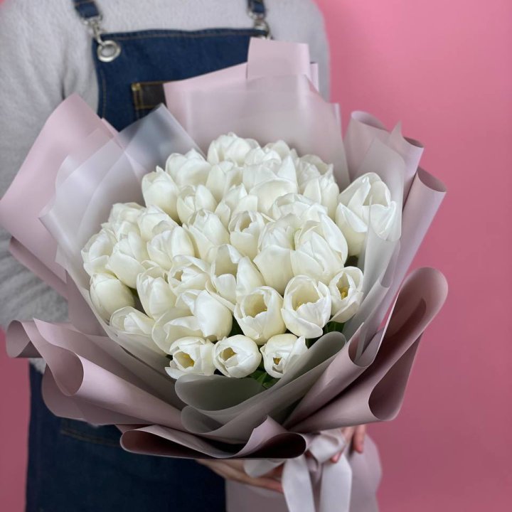 Букет белых тюльпанов "Пур-пур" в Якутске